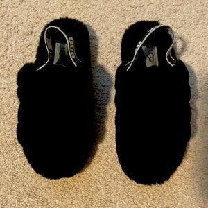 UGG Black Fluff Yeah Slide Kids size 2